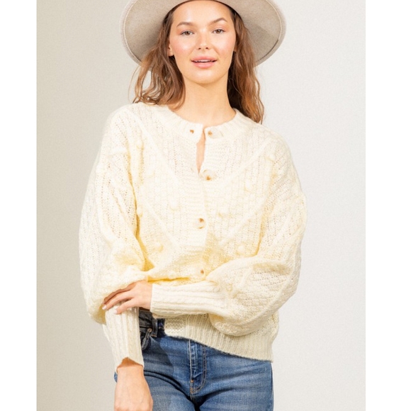 Very J Cream Cozy Chic Medium Chunky Knit Cardigan - Picture 9 of 10